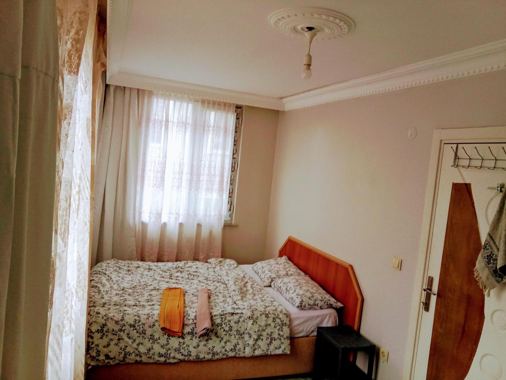 Ahmet Teacher Hotel,6 Minutes From The Airport Arnavutkoy Zewnętrze zdjęcie