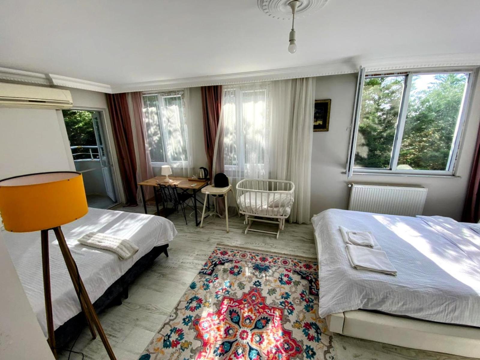 Ahmet Teacher Hotel,6 Minutes From The Airport Arnavutkoy Zewnętrze zdjęcie